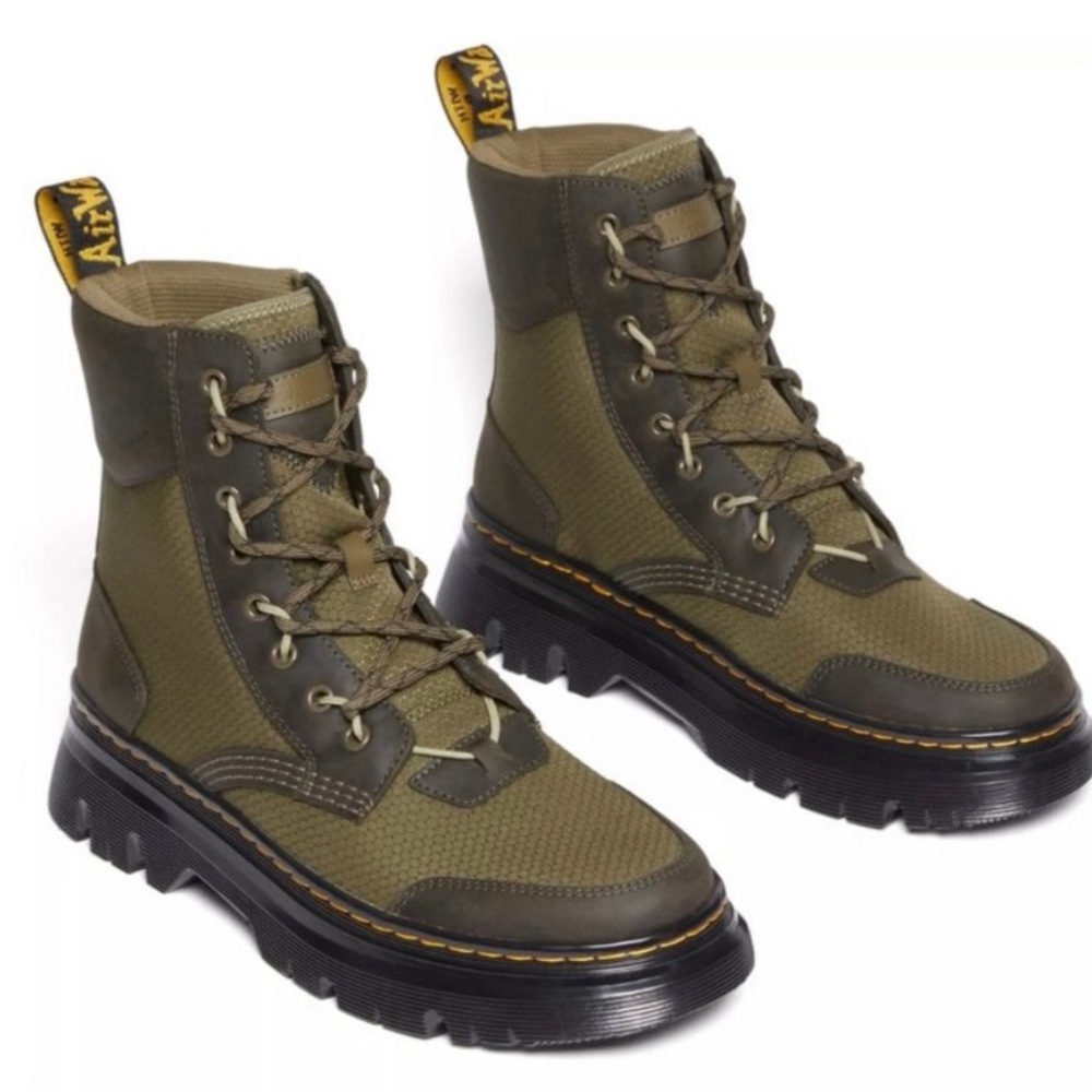 Dr. Martens Boots! Army Green Women’s Size 6 Mens size 4